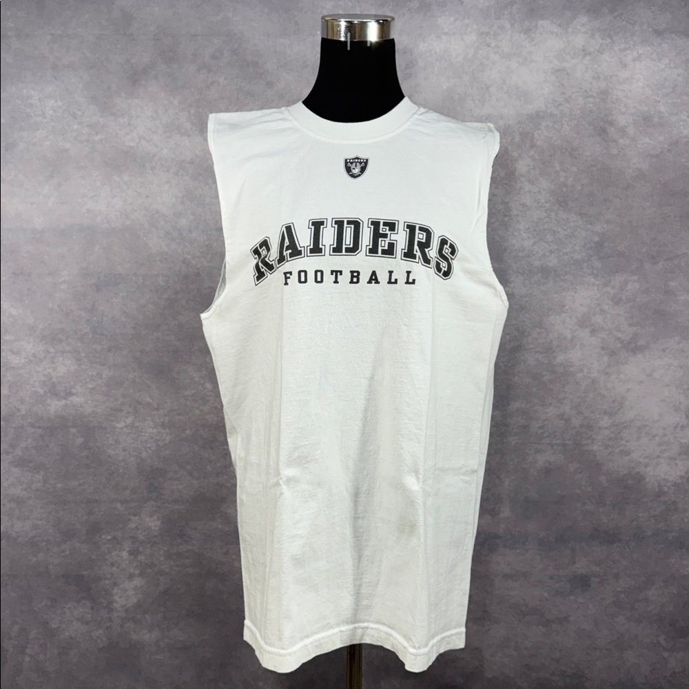 NFL Las Vegas Raiders Sleeveless T-Shirt - Picture 2 of 6